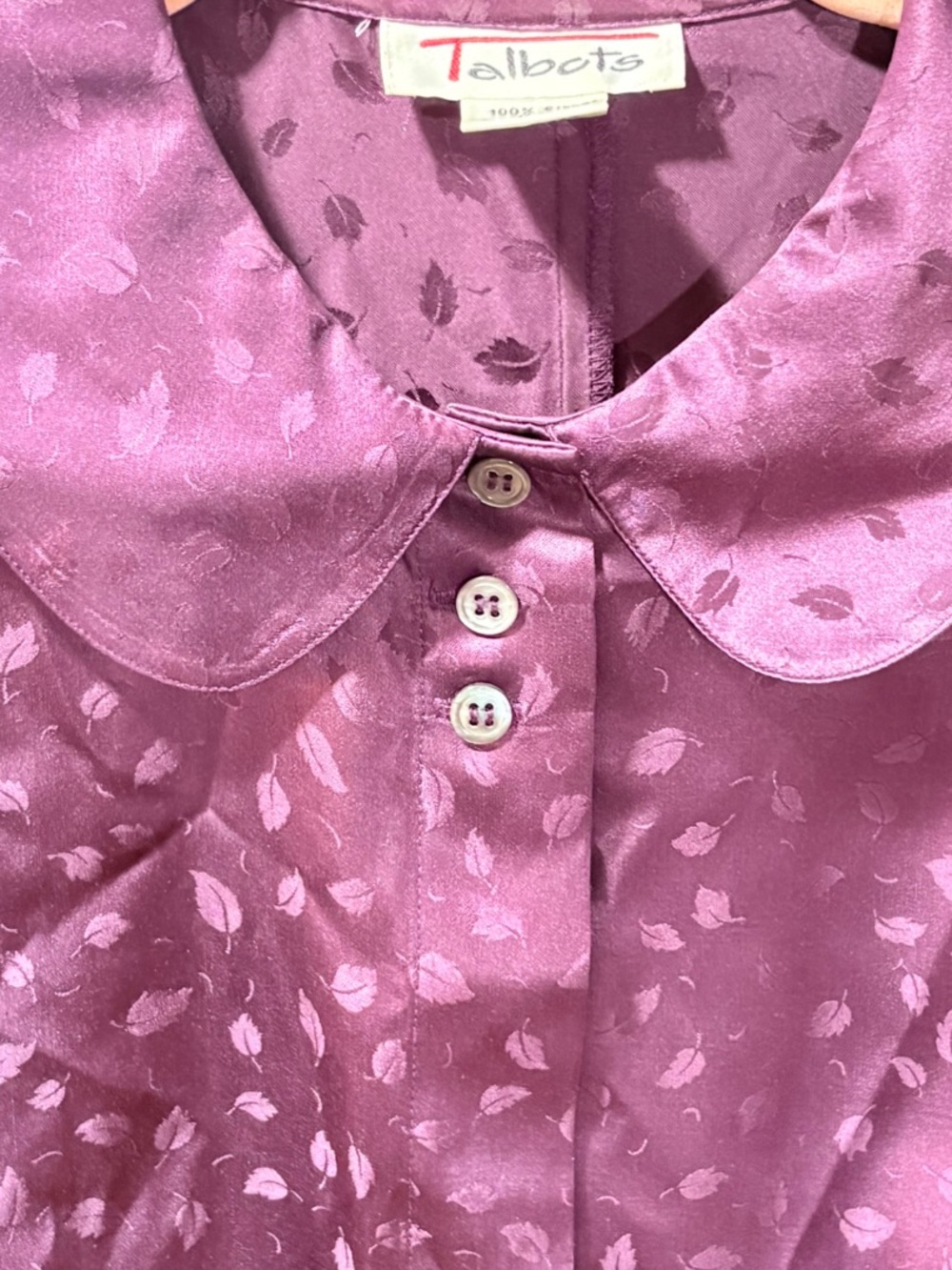Talbots 100% Silk Peter Pan Collar Leaf Jacquard Blouse Size 4 - Picture 2 of 5